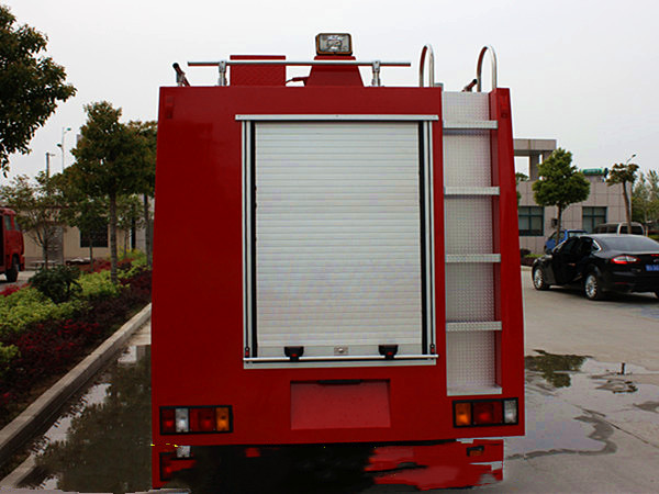 五十铃（600P）2.5吨水罐消防车