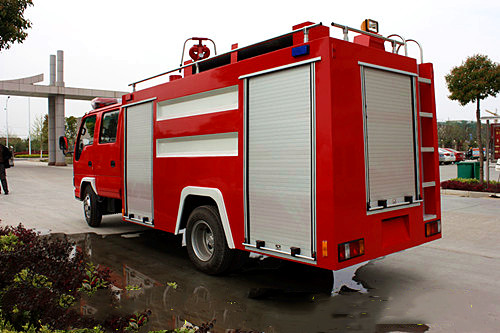五十铃（600P）2.5吨水罐消防车