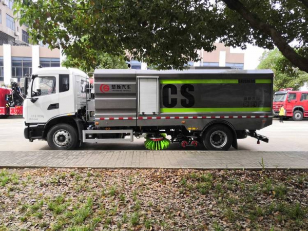 新款东风天锦16方洗扫车
