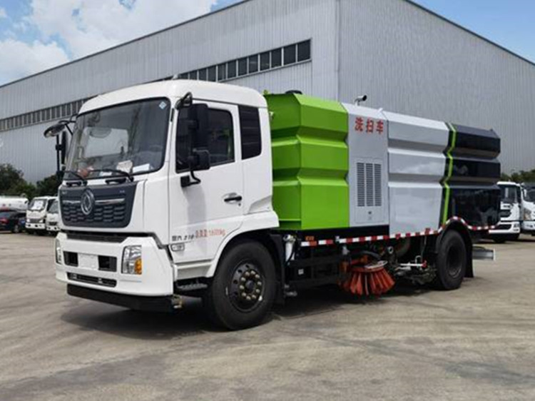 东风天锦16方洗扫车