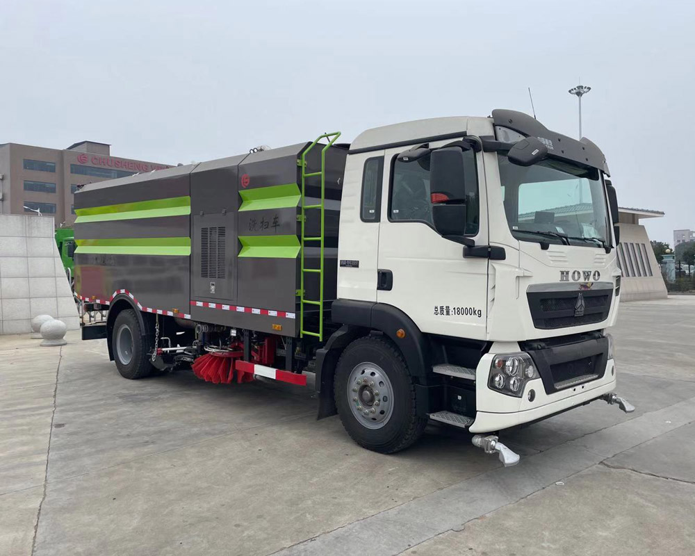 重汽豪沃16方洗扫车