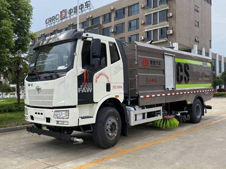 解放J6道路洗扫车