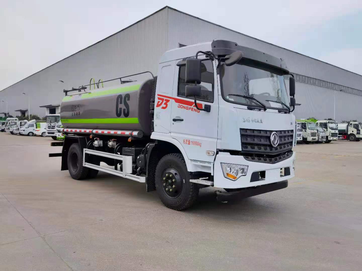 东风D3洒水车(12立方)