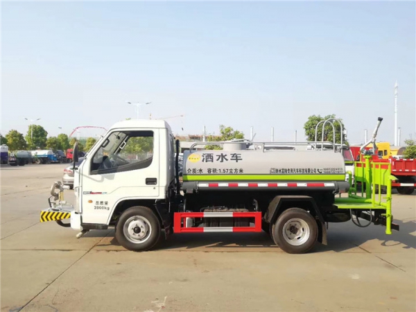 解放小蓝牌2-3方洒水车